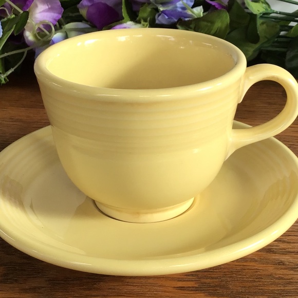Homer Laughlin Fiestaware Teacup and Saucer Yellow Vintage HLC Fiesta - Picture 2 of 6